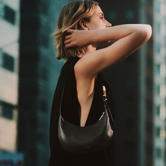 Cuyana Mini Celestia Bag - Picture 12 of 12